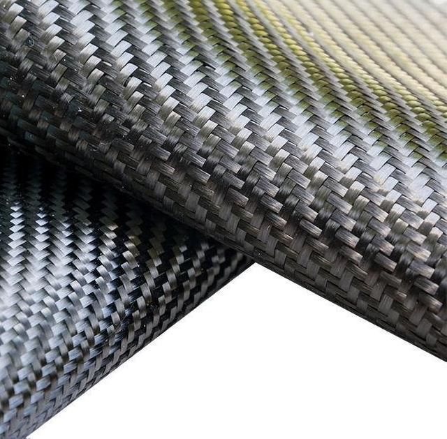 3K 240gsm Corrosion Resistant Twill/Plain Carbon Fiber Fabric Cloth Roll for Exterior Parts