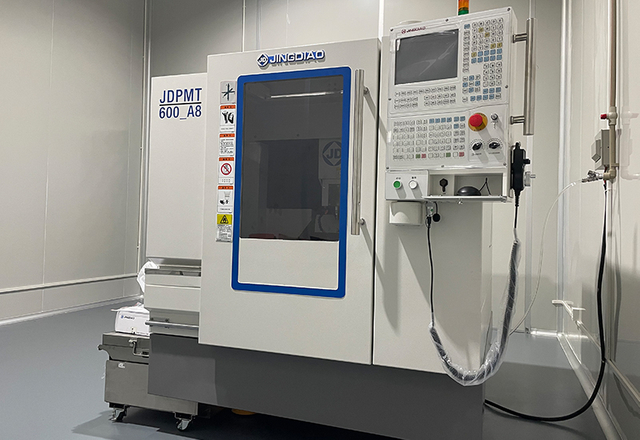 CNC-engraving-machine
