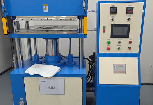 Vulcanizing-machine