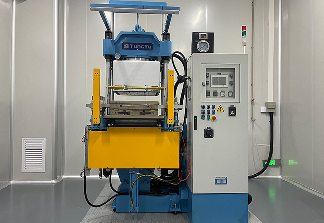 Vacuum-heat-press-machine-1