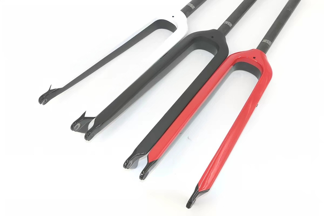 Custom Carbon Fiber Fork for A Mountain Bike Similar To Santa Cruz Front Forks Supplier Cannondale Carbon Gravel Suspension Fork Wholesale Factory